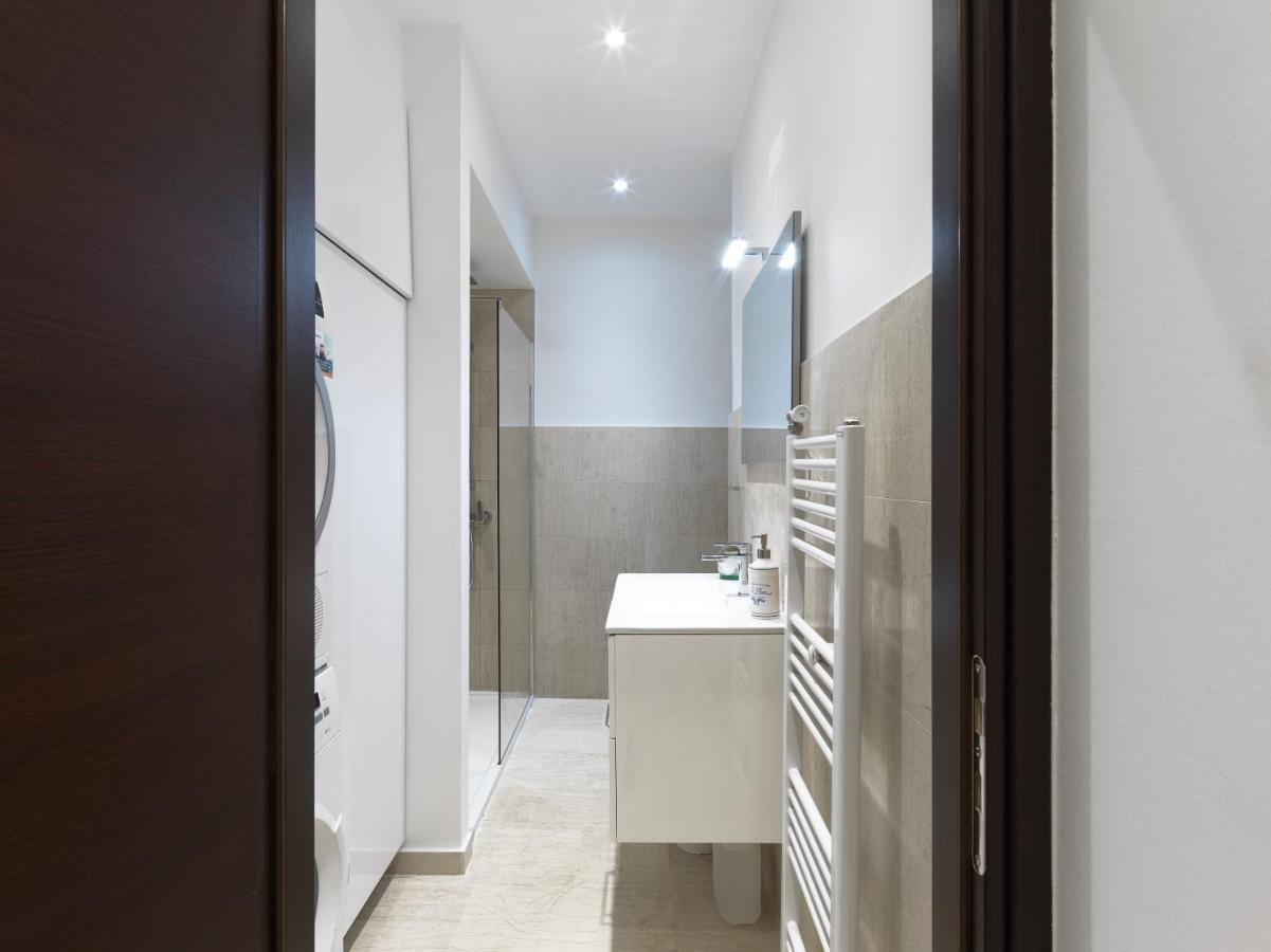 Newly Renovated Apartment In The Heart Of Athen Eksteriør billede