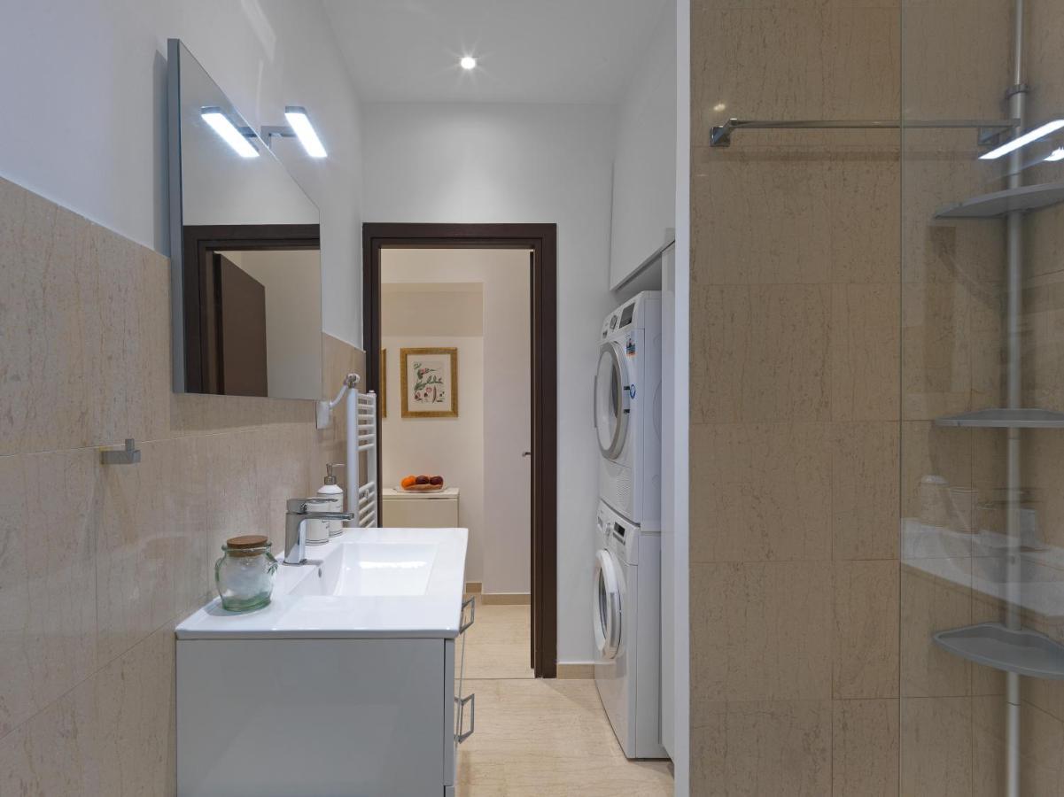 Newly Renovated Apartment In The Heart Of Athen Eksteriør billede